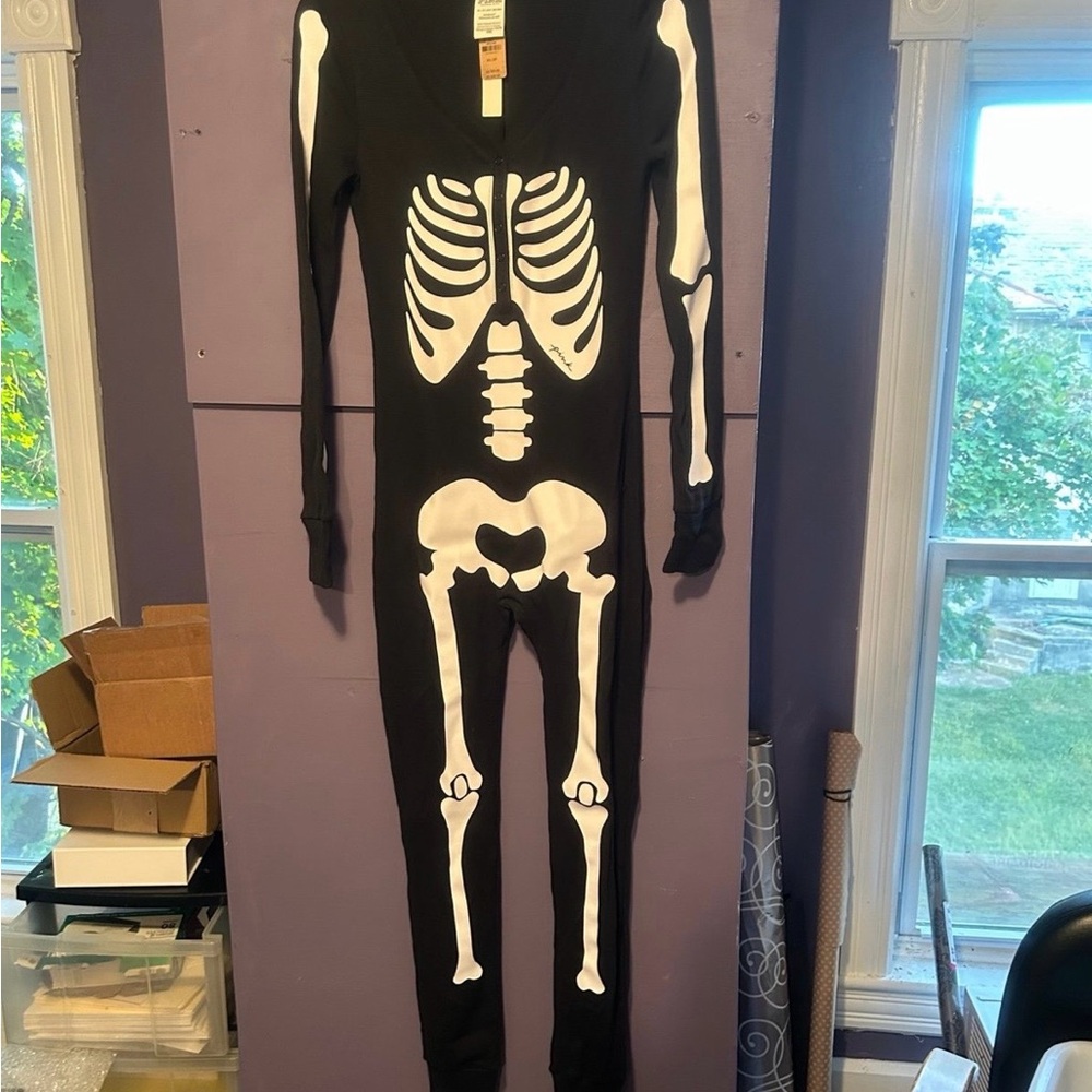 Victoria’s Secret black skeleton onesie size medium new with tags